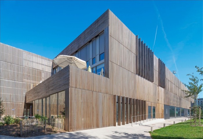 Complexe sportif Le Gallo à Boulogne : une architecture en bois THT qui a du caractère !