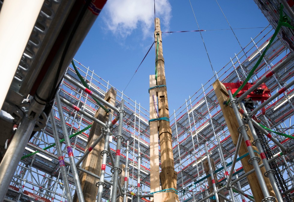Des plots en chêne DUCERF pour la reconstruction des décors de la flèche de Notre-Dame-de-Paris
