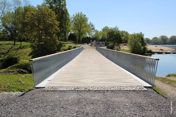 Passerelle Base de loisirs