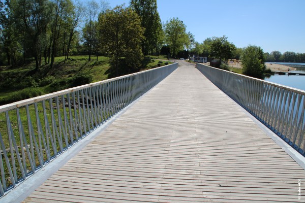 Passerelle Base de loisirs