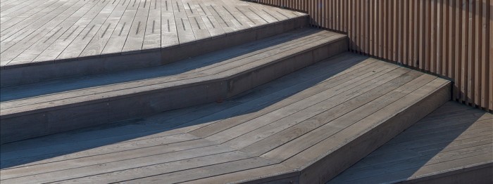 Escalier terrasse du Parc Icade