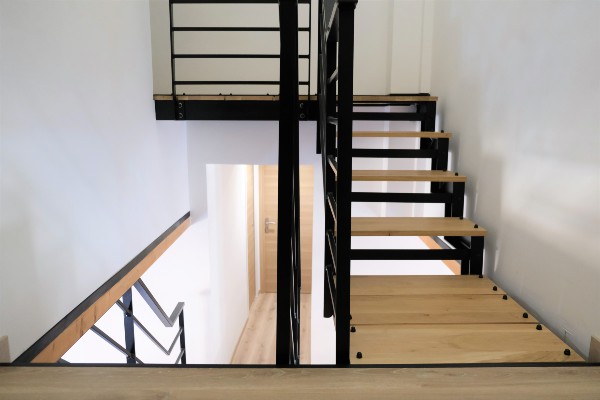 Escalier design bois et métal